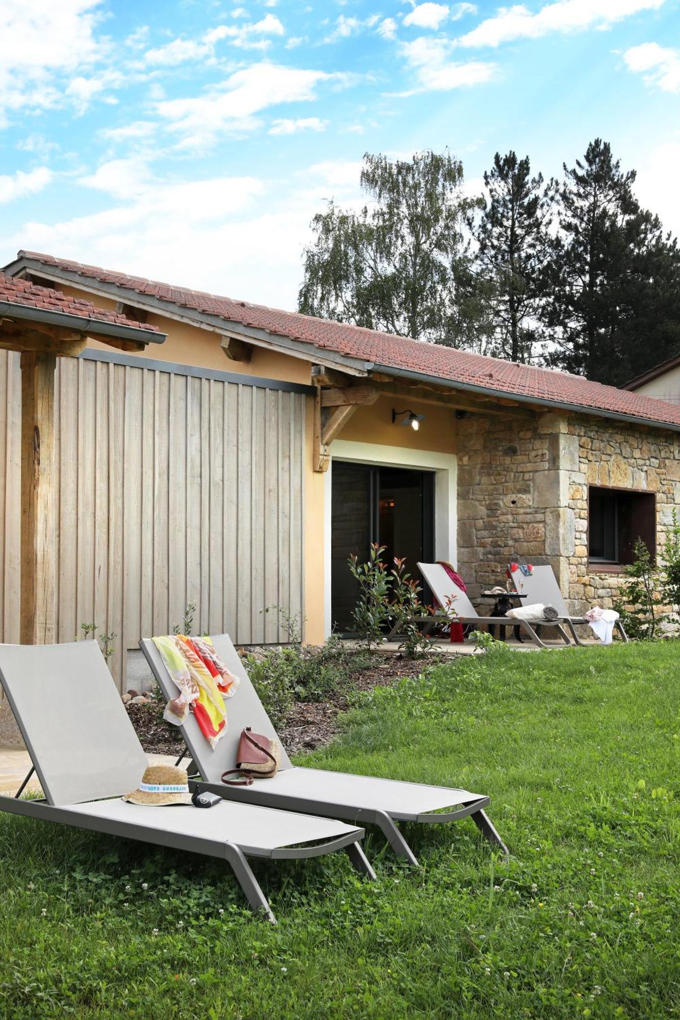 Hotel-Spa Le Saint Cirq Tour-de-Faure Exterior foto